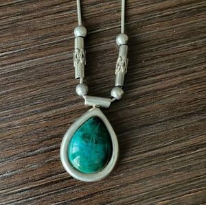 Silver chain with semiprecious green stone pendant